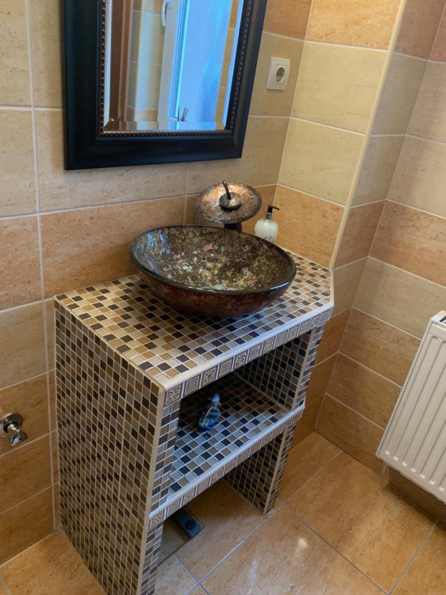 Airport Road/Repter Koezeli Haz Privat Parkoloval Appartement Boedapest Buitenkant foto